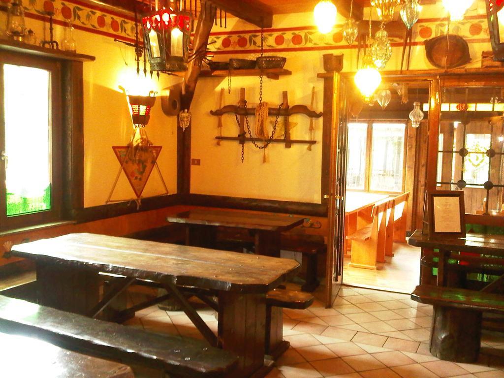 Agriturismo Mezzaluna Malchina Екстериор снимка