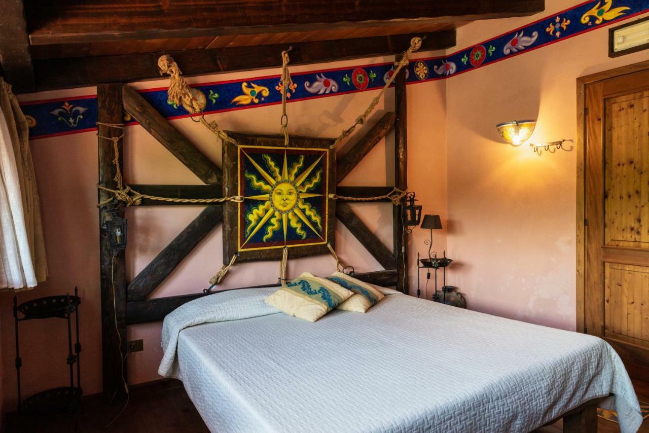 Agriturismo Mezzaluna Malchina Екстериор снимка